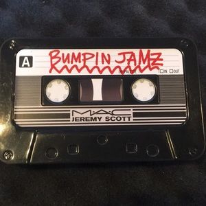 MAC X JEREMY SCOTT FOREVER EMOTIONS PALETTE